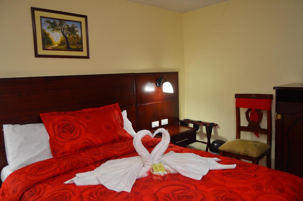 Balcones Del Rio Hotel Latacunga Eksteriør billede